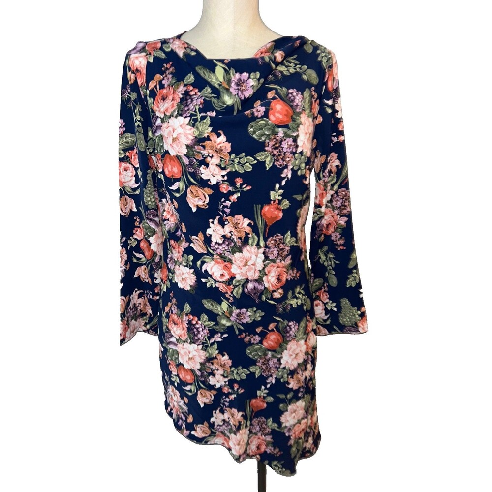 Abercrombie & Fitch Women’s Asymmetric Hem Flower Veggie Print Dress size M NWOT